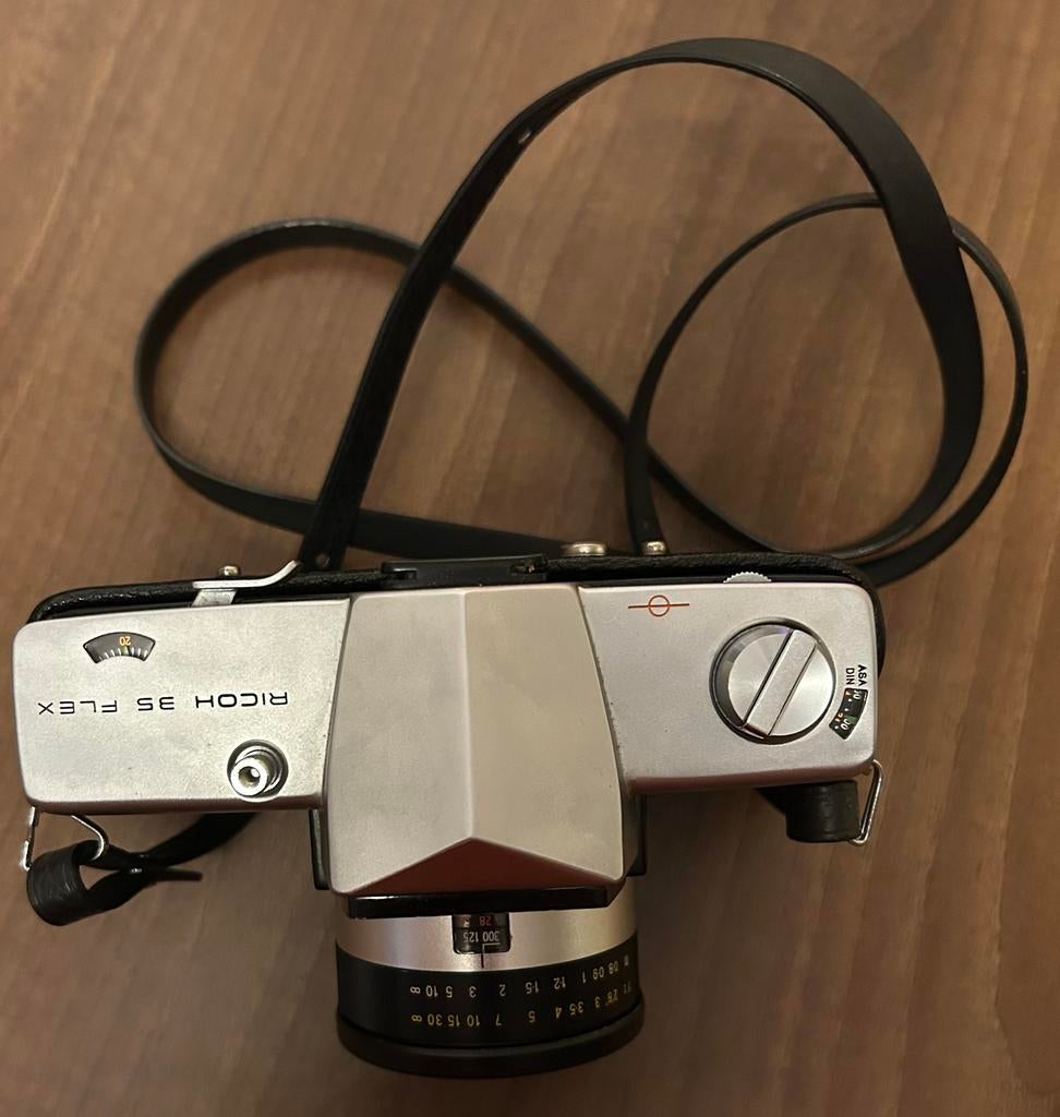 Ricoh 35 Flex Rangefinder 35mm Film Camera 50mm f/2.8 Lens, Ophalen of Verzenden, Zo goed als nieuw, Compact, Overige Merken