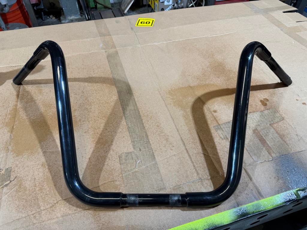 Apehanger zwart dik Fatboy evo ‘96, Motoren, Onderdelen | Harley-Davidson, Ophalen of Verzenden, Gebruikt