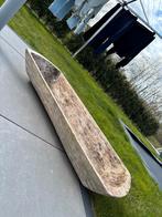 Oude landelijke grote houten trog, Ophalen