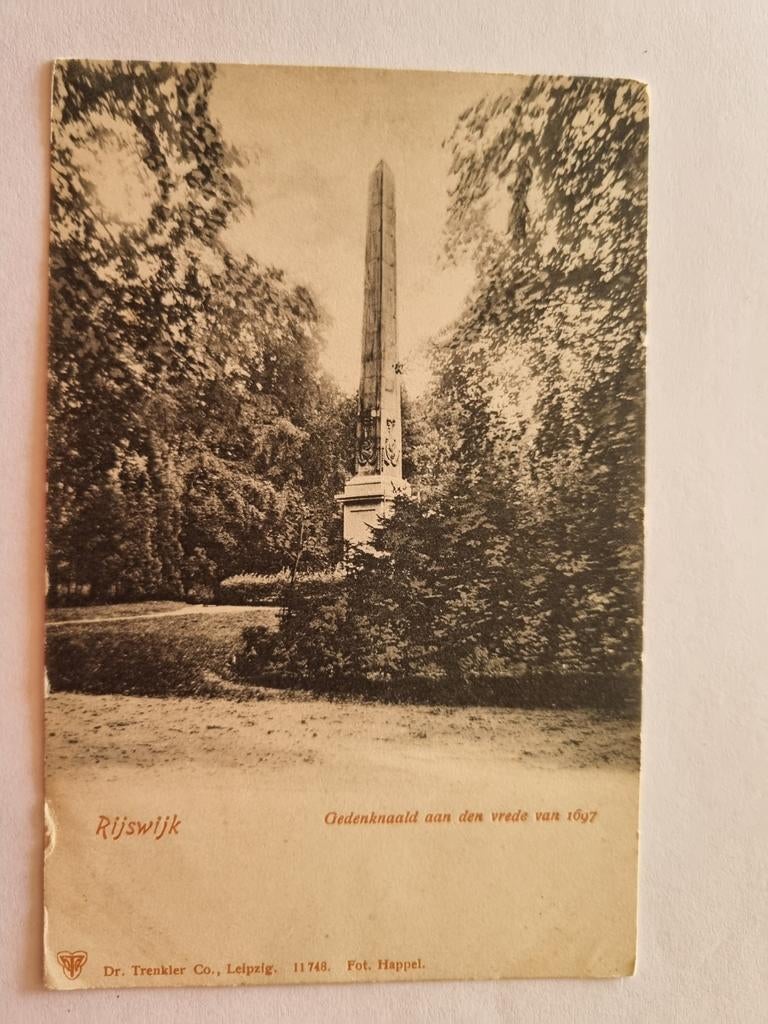 Rijswijk (Z-H)met ( Gedenknaald aan den Vrede 1697), Ophalen of Verzenden, Voor 1920, Zuid-Holland