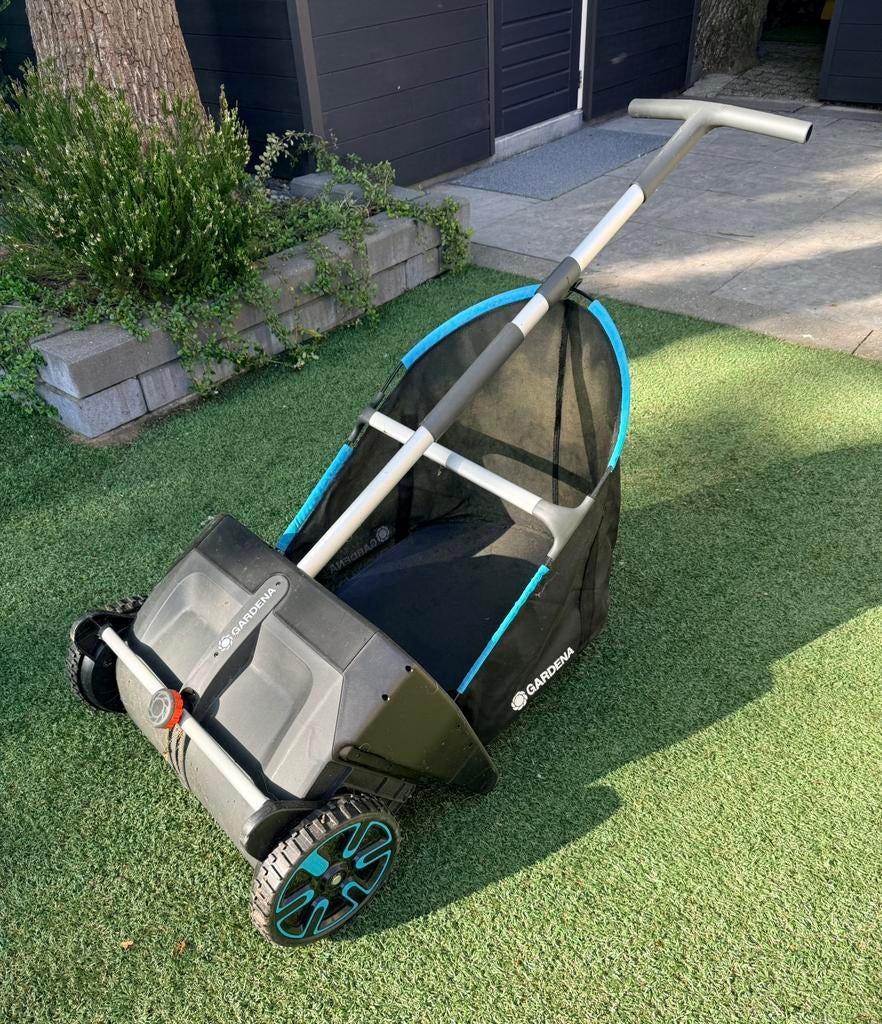 Gardena bladverzamelaar, Tuin en Terras, Ophalen, Zo goed als nieuw, 20 m² of meer, Gras