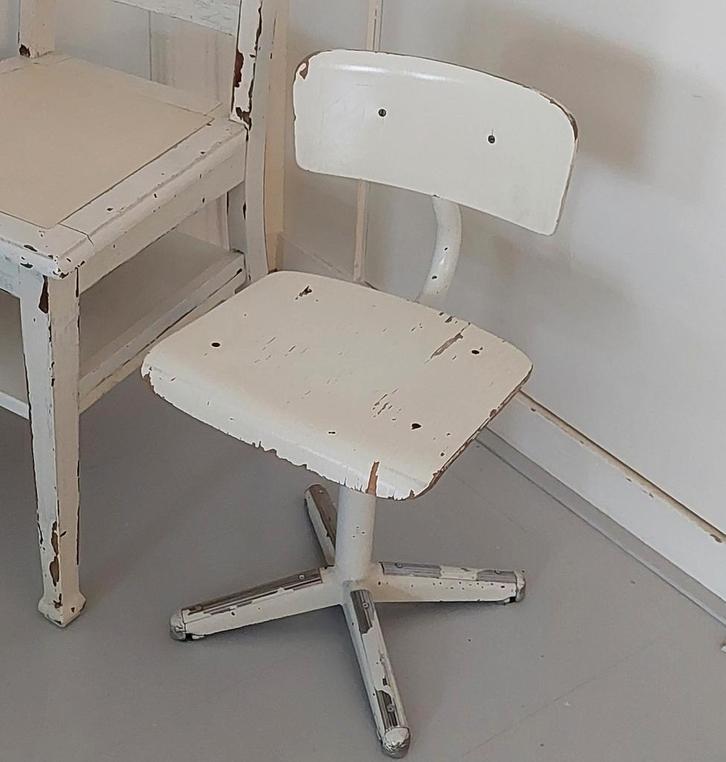 Kinderstoeltje Kinderstoel Vintage Retro Schoolstoeltje, Kinderen en Baby's, Kinderkamer | Tafels en Stoelen, Ophalen of Verzenden