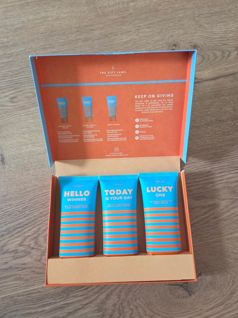 The gift label Amsterdam. You are a winner, Ophalen of Verzenden, Nieuw, Overige typen