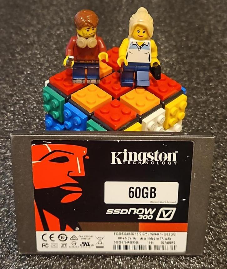 Kingston SSDNow V300 60GB SSD, Computers en Software, Harde schijven, Zo goed als nieuw, Desktop, Intern, SSD, SATA, Ophalen of Verzenden