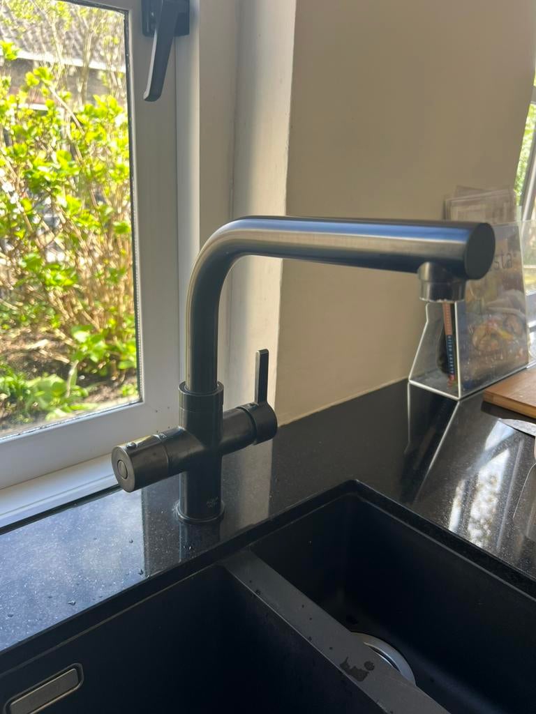 AQUAHOT Kokendwater kraan met 5 liter boiler, Minder dan 50 cm, Gebruikt, Zwart, Ophalen of Verzenden