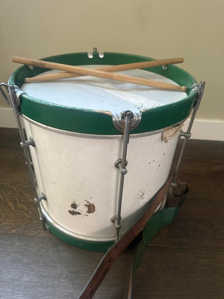 Vintage Trommel, Muziek en Instrumenten, Drumstellen en Slagwerk, Ophalen of Verzenden, Gebruikt, Overige merken