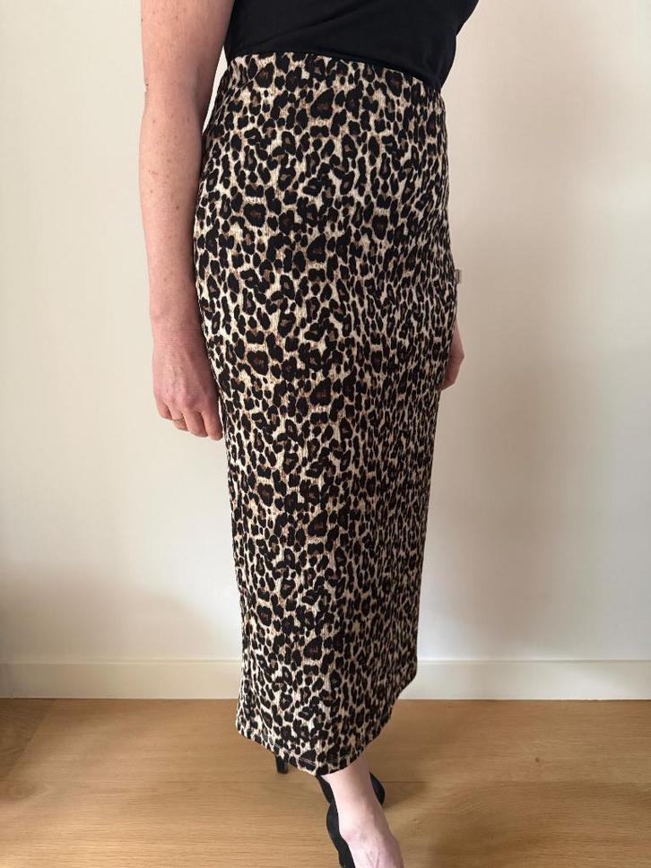 Midi rok panterprint, Kleding | Dames, Rokken, Zo goed als nieuw, Maat 42/44 (L), Bruin, Onder de knie, Ophalen of Verzenden