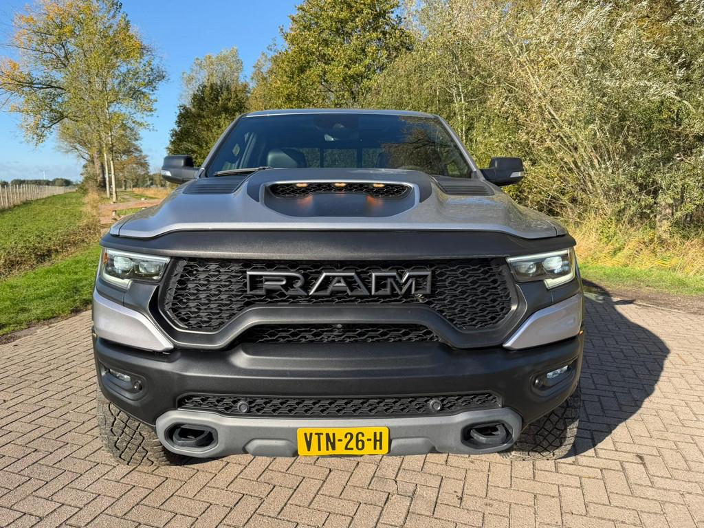Dodge Ram TRX 6.2L Hemi 702PK SUPERCHARGED BOMVOLL 34 DKM!, Auto's, Dodge, Automaat, Gebruikt, 2712 kg, Te koop