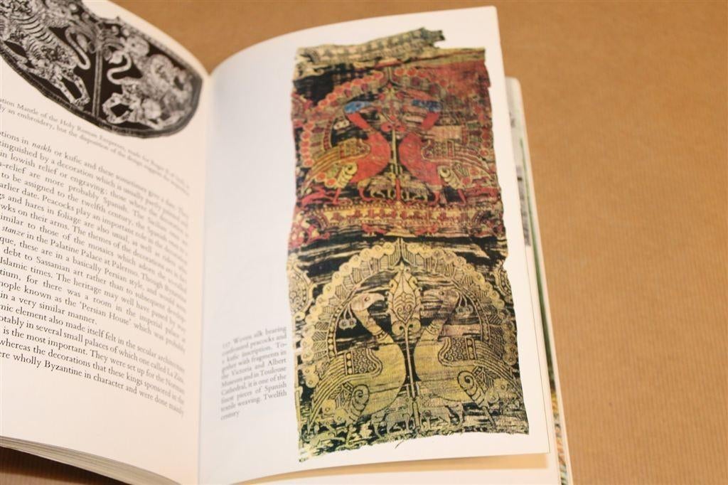 Islamitische Kunst — Rijk geïllustreerd, Ophalen of Verzenden, Gelezen