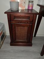 Set van 2 Koloniale Nachtkastjes met Lade en Deurtje, Ophalen, Gebruikt, 45 tot 65 cm, 70 cm of meer