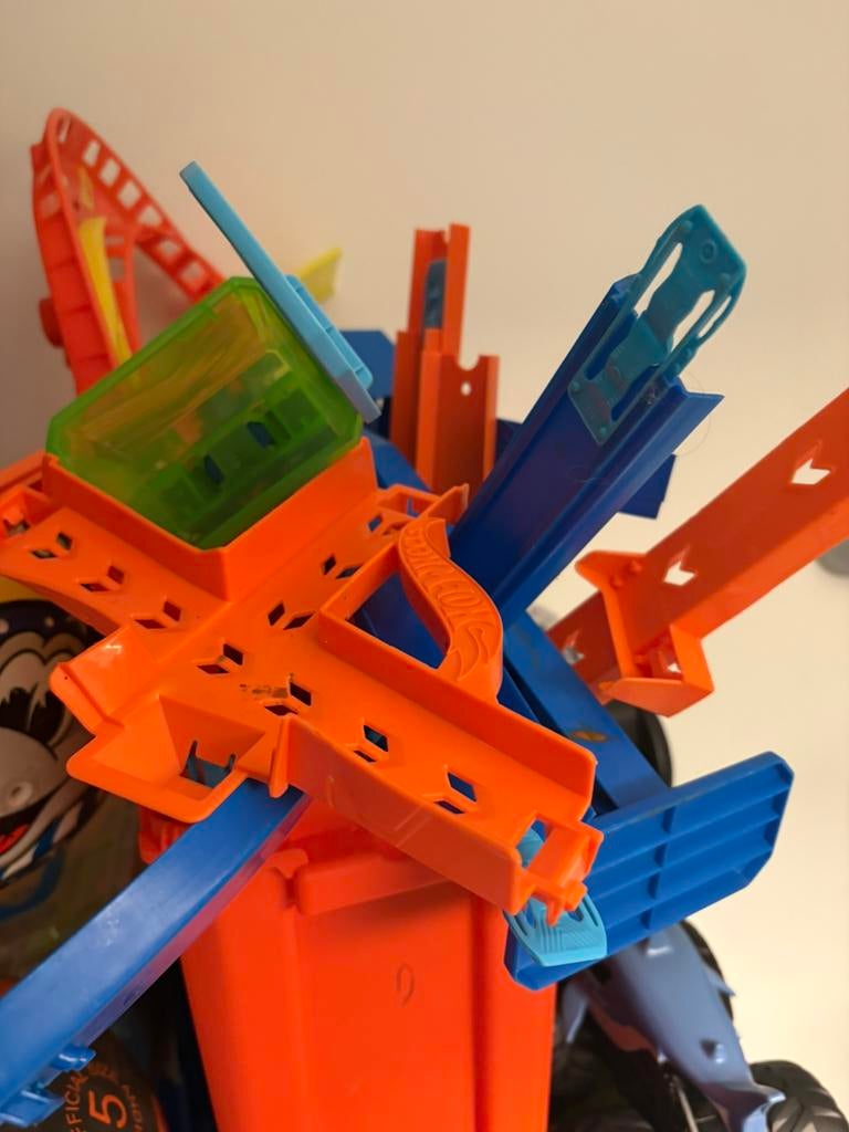 Hot wheels banen. Geen boekjes meer, Kinderen en Baby's, Speelgoed | Racebanen, Geen, Ophalen of Verzenden, Zo goed als nieuw