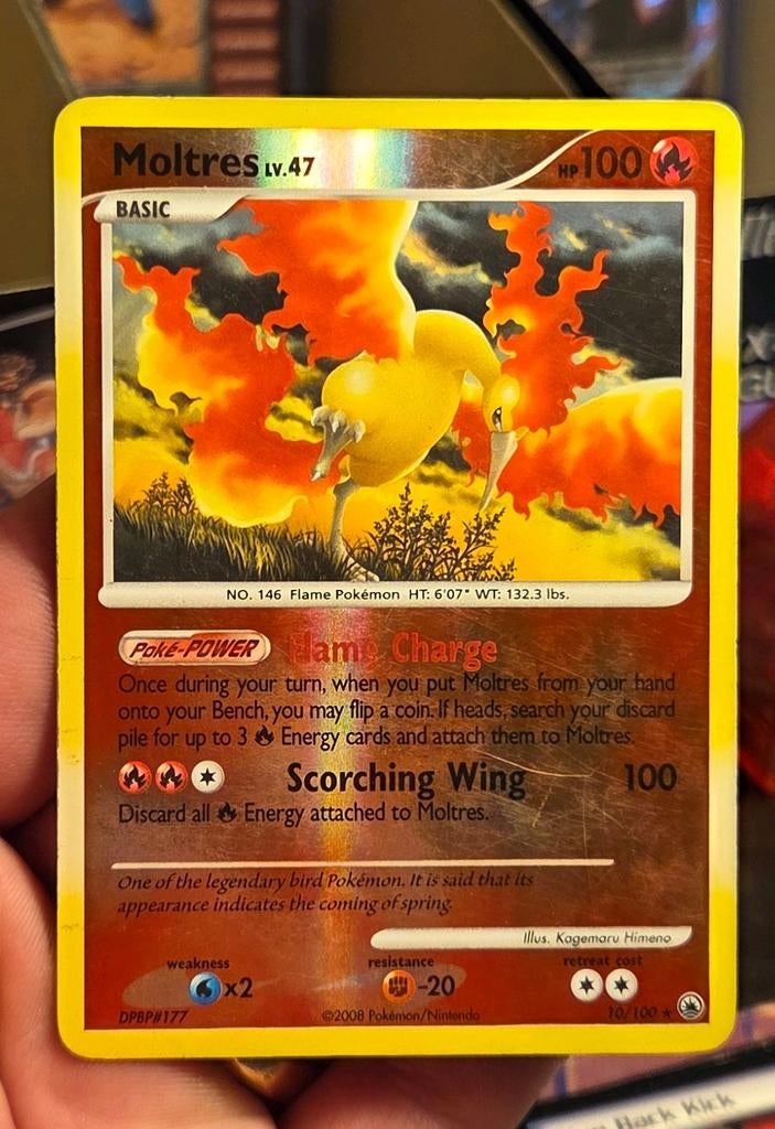 Moltres 10/100 Majestic Dawn Reverse Holo - GD, Ophalen of Verzenden, Zo goed als nieuw