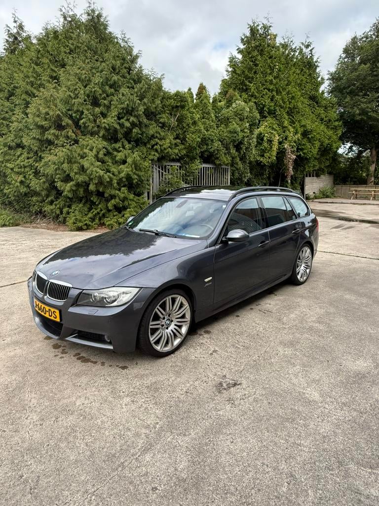 BMW e91 325 xi m sport 2006, Automaat, 2497 cc, Leder, Vierwielaandrijving