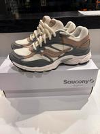 Saucony Progrid 9 Forrest Green Off White 42 Als Nieuw, Kleding | Heren, Schoenen, Ophalen of Verzenden, Zo goed als nieuw, Overige kleuren