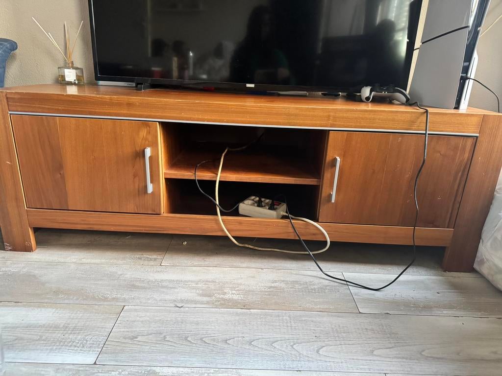 Televisie kast, Huis en Inrichting, Ophalen, Overige materialen, 100 tot 150 cm, Zo goed als nieuw