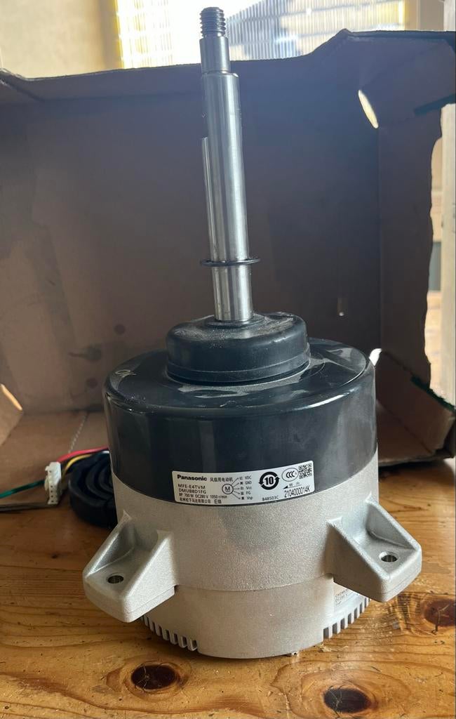 Nieuwe Panasonic MFE-E4TVM Motor - Elektromotor, Ophalen of Verzenden, Nieuw, Elektromotor, Minder dan 1400 rpm