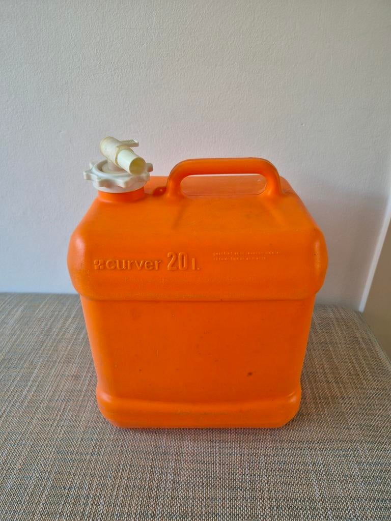 Jerrycan curver oranje 20L met kraantje, Ophalen, Gebruikt