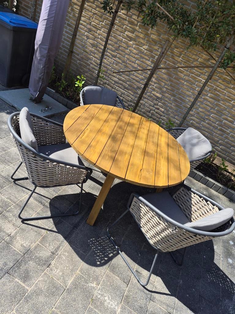 Taste Bo / derby tuinset van 4 seasons outdoor, Ophalen, Gebruikt, Tuinset, Eettafel