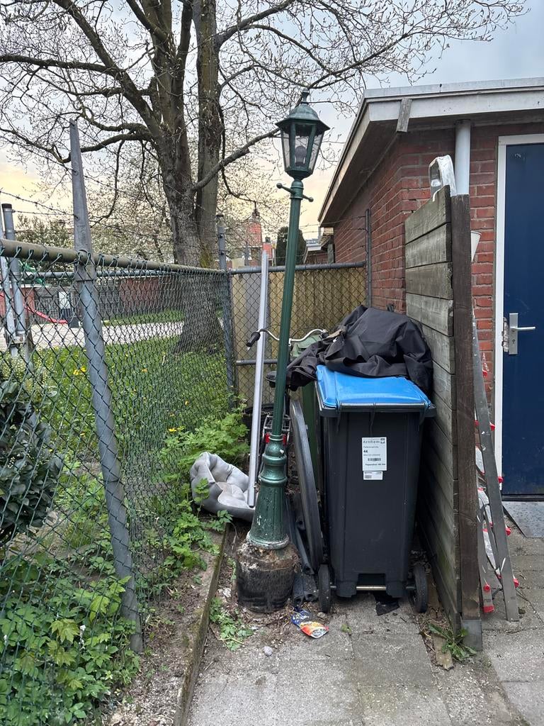 Oude straatlantaarn, Tuin en Terras, Buitenverlichting, Ophalen of Verzenden, Gebruikt, IJzer, Staande lamp