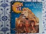 Tight fit     The lion sleeps tonight (El leon duerme esta), Cd's en Dvd's, Vinyl Singles, Ophalen of Verzenden, Zo goed als nieuw