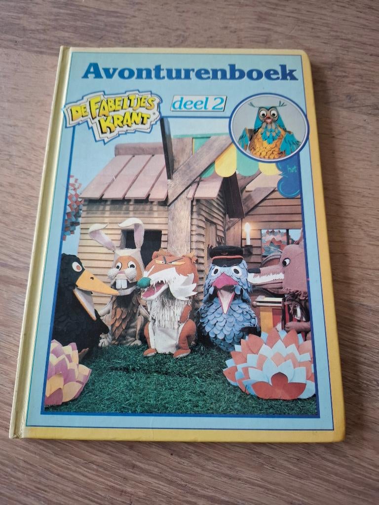 Vintage boek - Avonturenboek - de fabeltjes krant - deel 2, Ophalen of Verzenden, Gelezen, Jongen of Meisje, Fictie algemeen