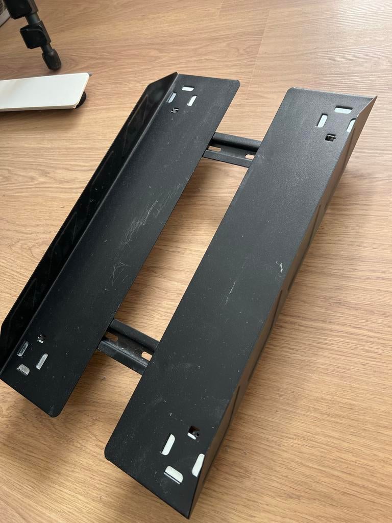 IKEA Uppspel computer standaard met wielen, Ophalen, Gebruikt, Minder dan 70 cm, Metaal