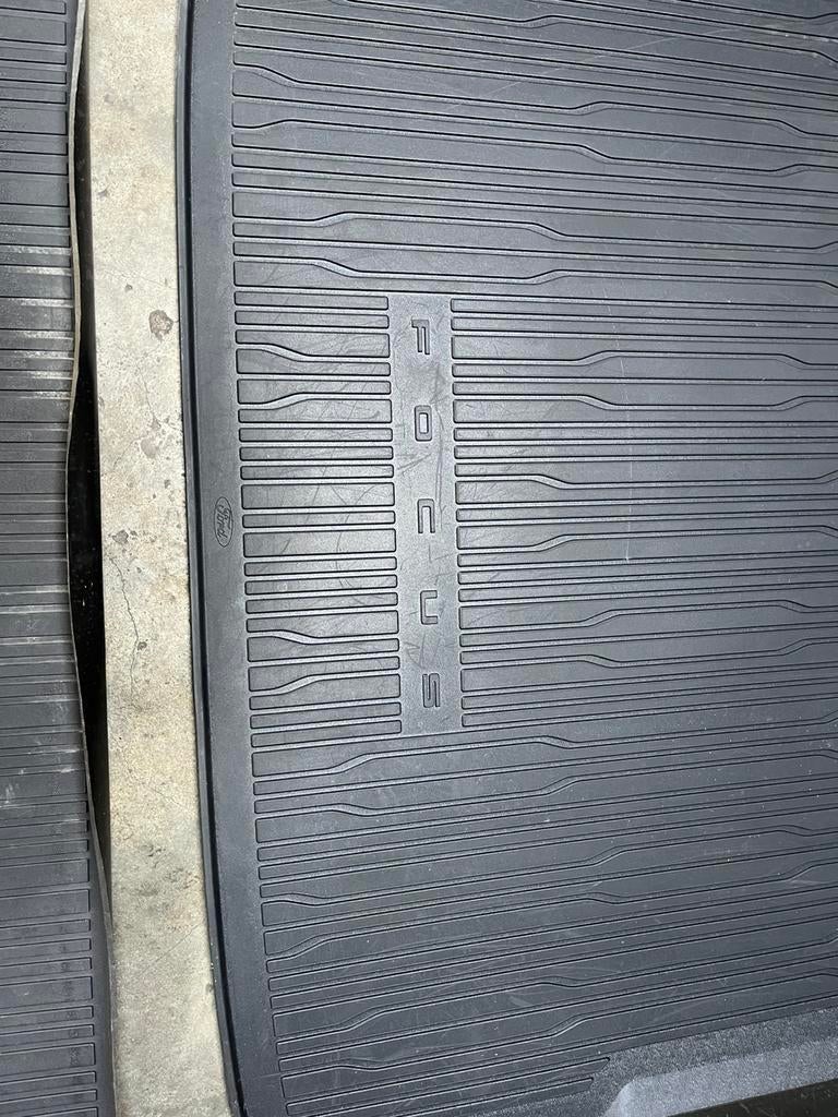 Ford Focus kofferbakmat, Auto diversen, Kofferbakmatten, Ophalen, Gebruikt