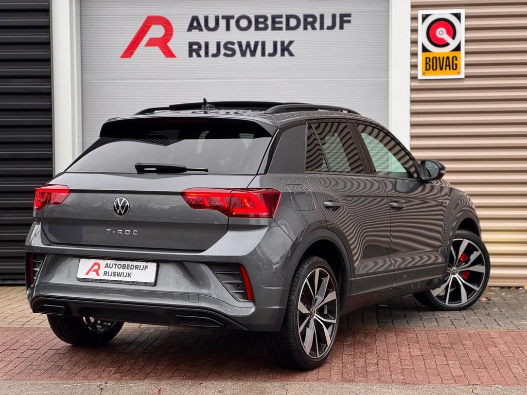 Volkswagen T-Roc 1.5 TSI R-Line Pano/IQ.Light/Keyless/Camera, Auto's, Volkswagen, 12 maanden, 1258 kg, 4 cilinders, Alcantara