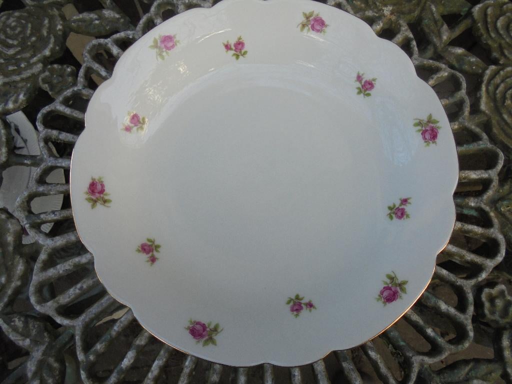 3 x Diep bord Seltmann Weiden Bavaria met roze roosjes rand, Antiek en Kunst, Antiek | Servies los, Ophalen of Verzenden