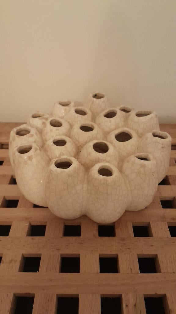 Beige tulpen vaas, Ophalen of Verzenden, Zo goed als nieuw, Overige kleuren, Aardewerk of Porselein