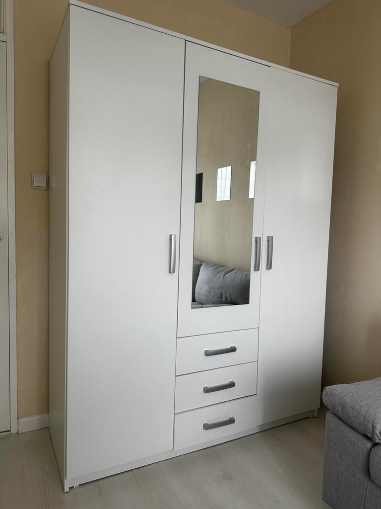 JYSK Vellerup Kledinglast, Ophalen, Zo goed als nieuw, 25 tot 50 cm