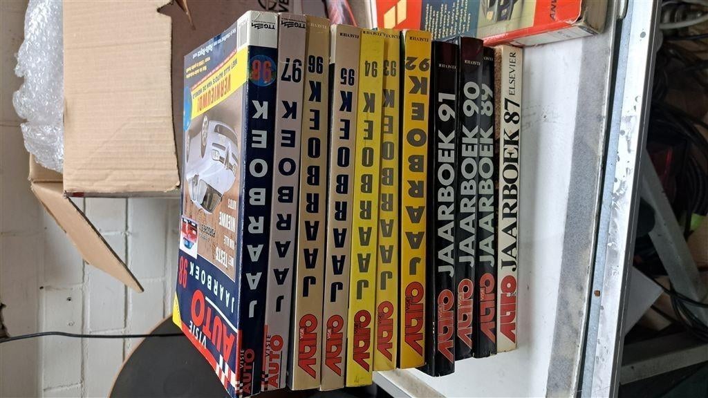 Boeken 12 autovisie jaarboeken te weten jaar 1987, 1989-1998, Ophalen of Verzenden, Nieuw, Algemeen
