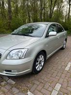 Toyota Avensis 1.8 16V SDN Linea SOL AUT 2004 Grijs, Auto's, 1794 cc, Avensis, 4 cilinders, 129 pk