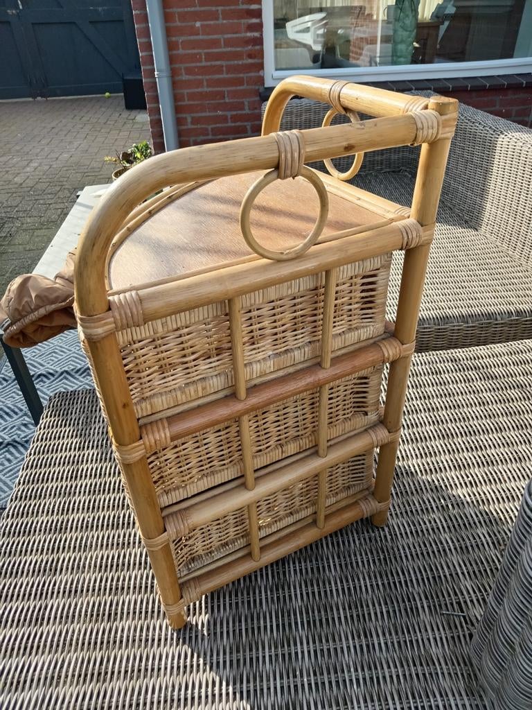 Leuk vintie hoekkastje, Ophalen of Verzenden