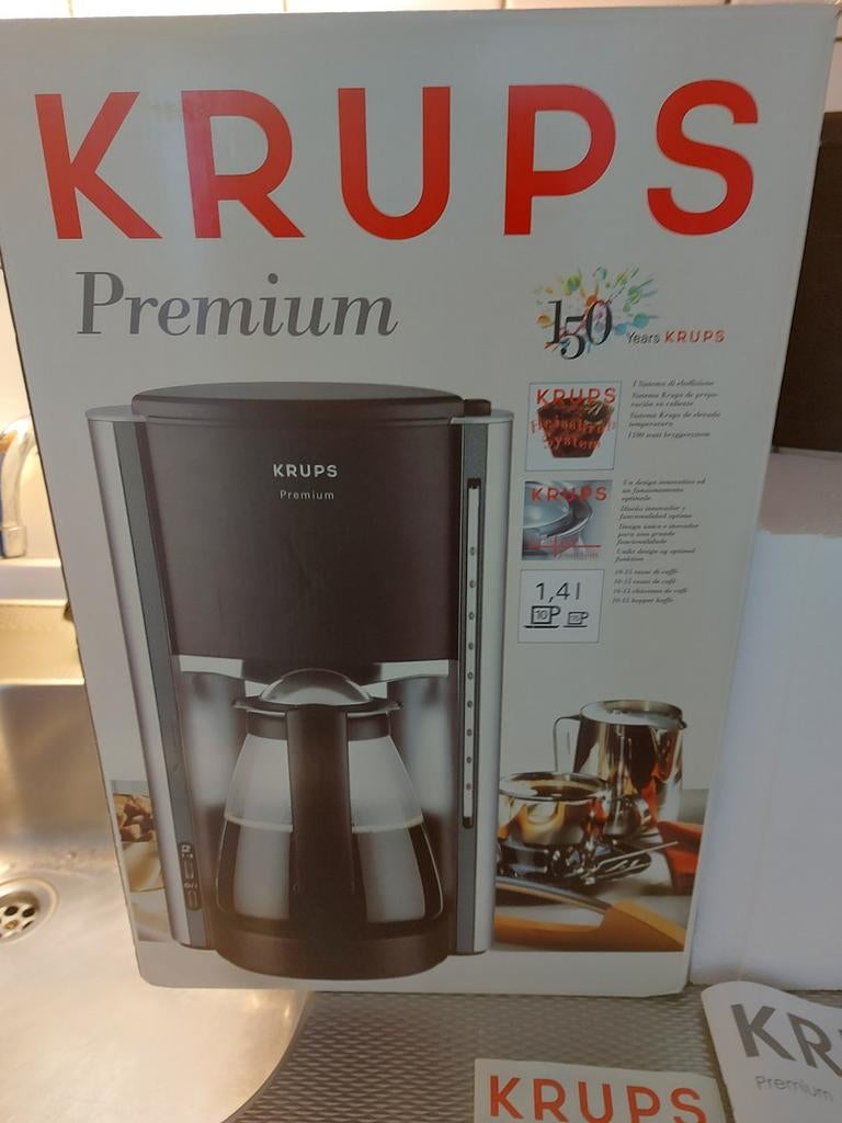 Krups Premium koffiezetapparaat (DEFECT) NIEUW, Witgoed en Apparatuur, Koffiezetapparaten, Afneembaar waterreservoir, Gemalen koffie