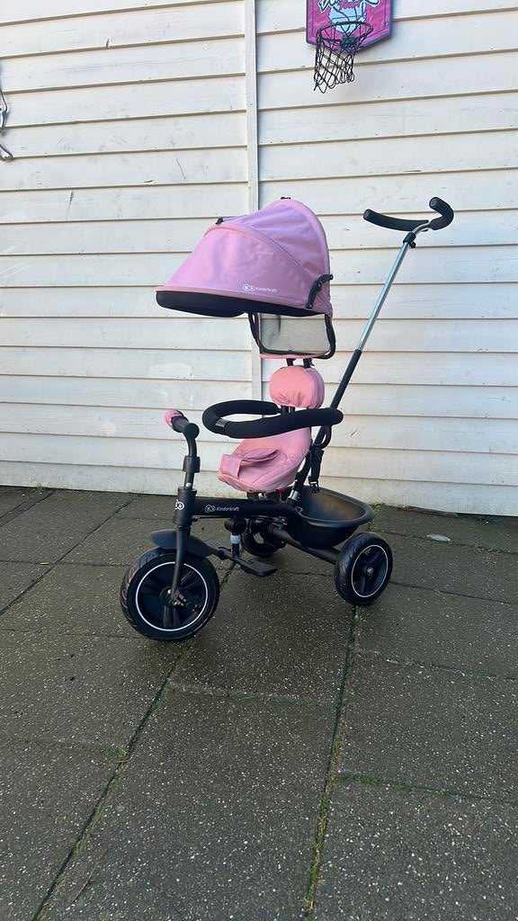 Kinderkraft driewieler EASYTWIST, driewieler met duwstang, eerste fietsje, duwfiets, 360 ° draaibare zitting, met zonnekap, duwstang voor de ouder, voetensteun, accessoires, tas, groen