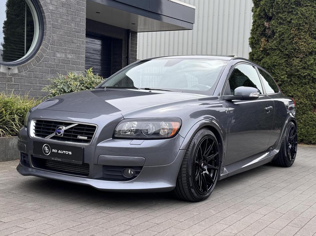 Volvo C30 2.5 T5 Summum R Design Automaat Pano Xenon Dynaudi, Auto's, Volvo, Gebruikt, Zwart, 700 kg, 4 stoelen