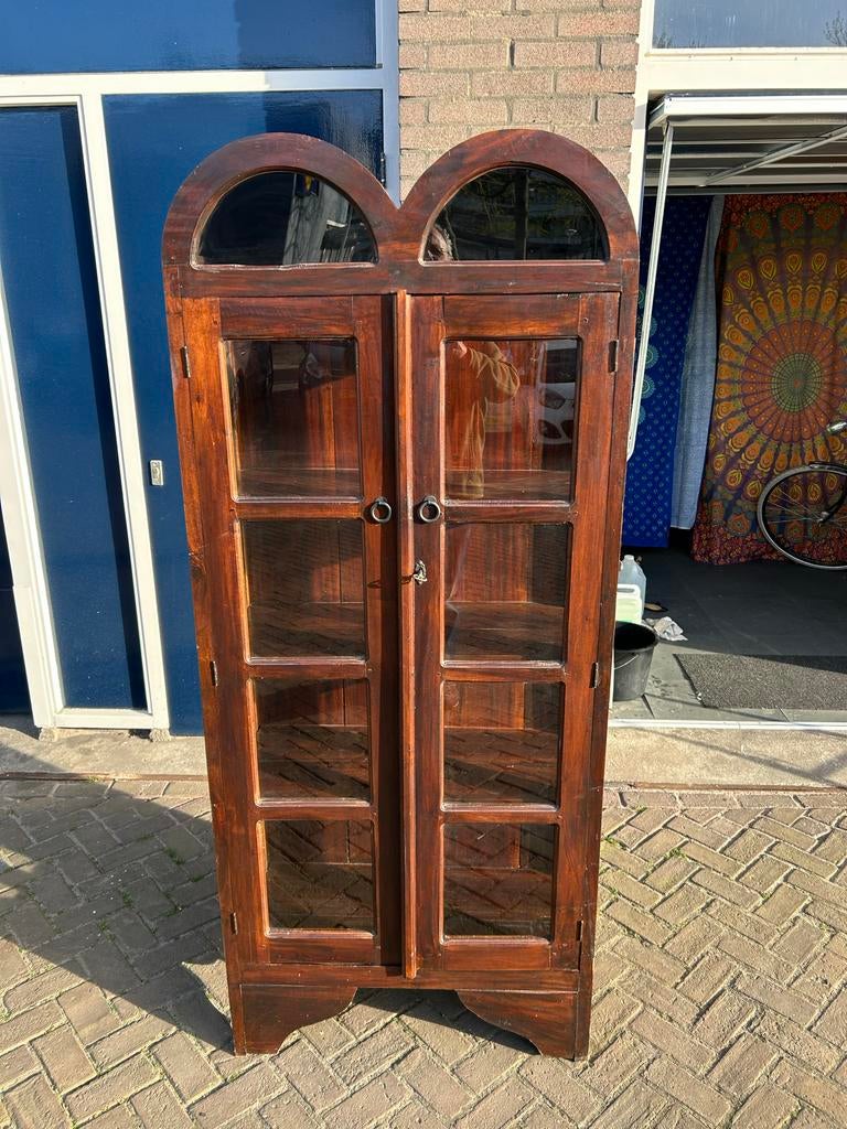 Hardhouten vitrinekast oosters met glazen deuren, Huis en Inrichting, Kasten | Vitrinekasten, Ophalen, 25 tot 50 cm, 50 tot 100 cm