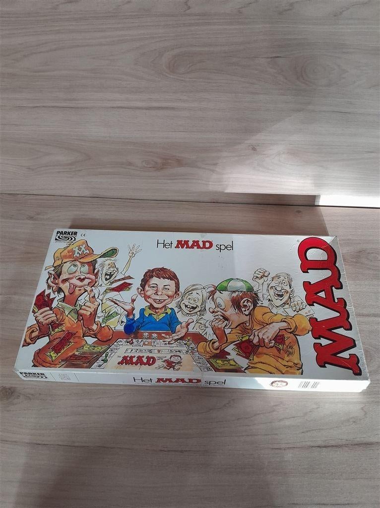 Het mad Spel - parker - s5131, Hobby en Vrije tijd, Gezelschapsspellen | Bordspellen, Verzenden, Zo goed als nieuw