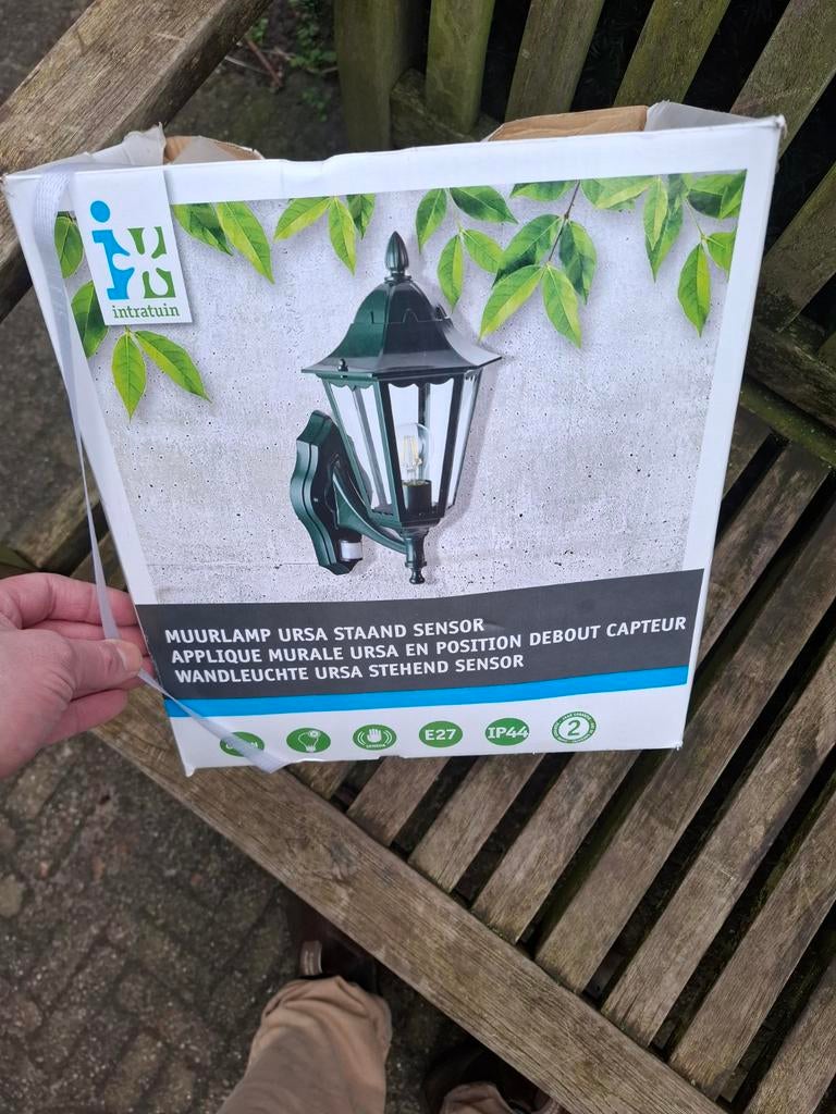 Intratuin Ursa Muurlamp met Sensor - Nieuw in Doos, Tuin en Terras, Buitenverlichting, Ophalen, Overige materialen, Minder dan 50 watt