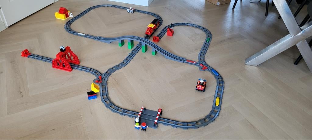 Uitgebreide Duplo Treinbaan met Brug, Wissels en Extra's, Ophalen of Verzenden, Duplo
