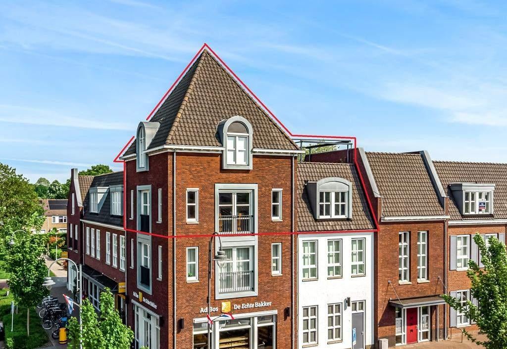 Royaal penthouse met groot dakterras, privacy en uitzicht!, Gelderland, 5 kamers, Heteren, Appartement