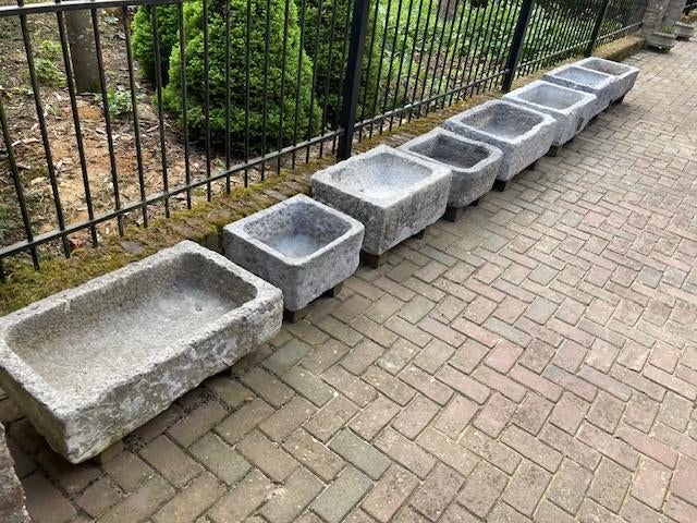 diverse Oude Belgisch hardstenen trog gootsteen pompbakken, Antiek en Kunst, Ophalen