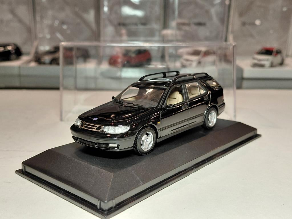 Saab 9-5 I Estate Sportcombi 1998-2001 zwart 1/43 Minichamps, Ophalen of Verzenden, Zo goed als nieuw, Auto, MiniChamps