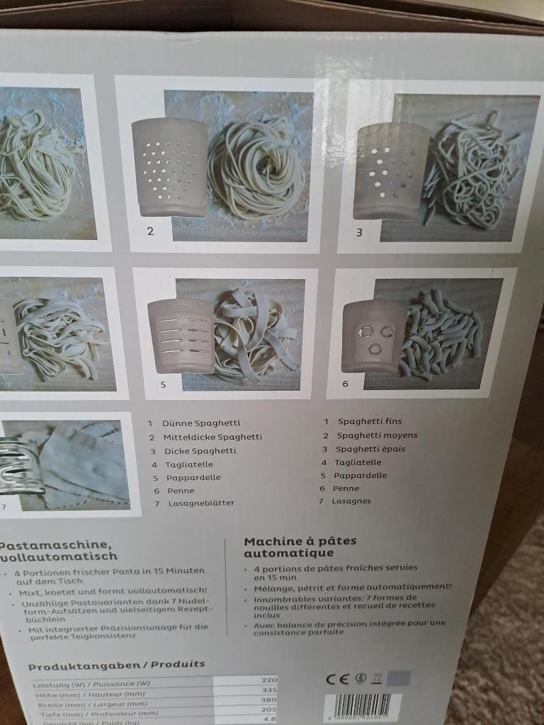 pasta machine, Huis en Inrichting, Keuken | Keukenbenodigdheden, Kunststof, Ophalen of Verzenden, Zo goed als nieuw, Pastamachine