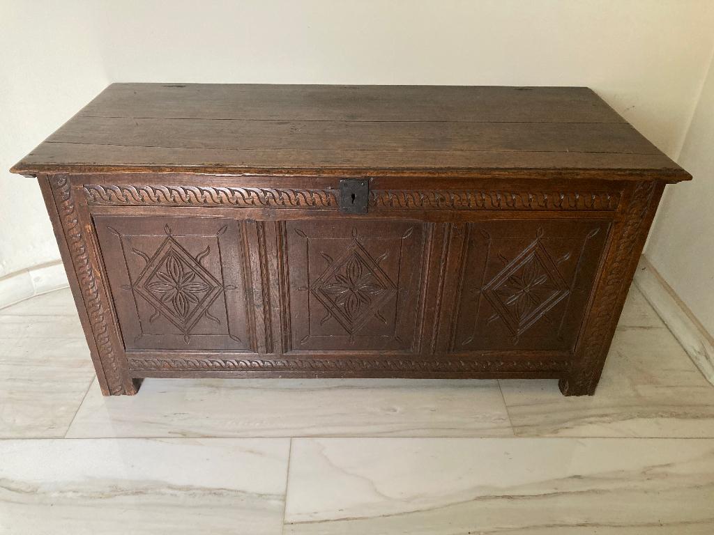 Antieke dekenkist, Ophalen