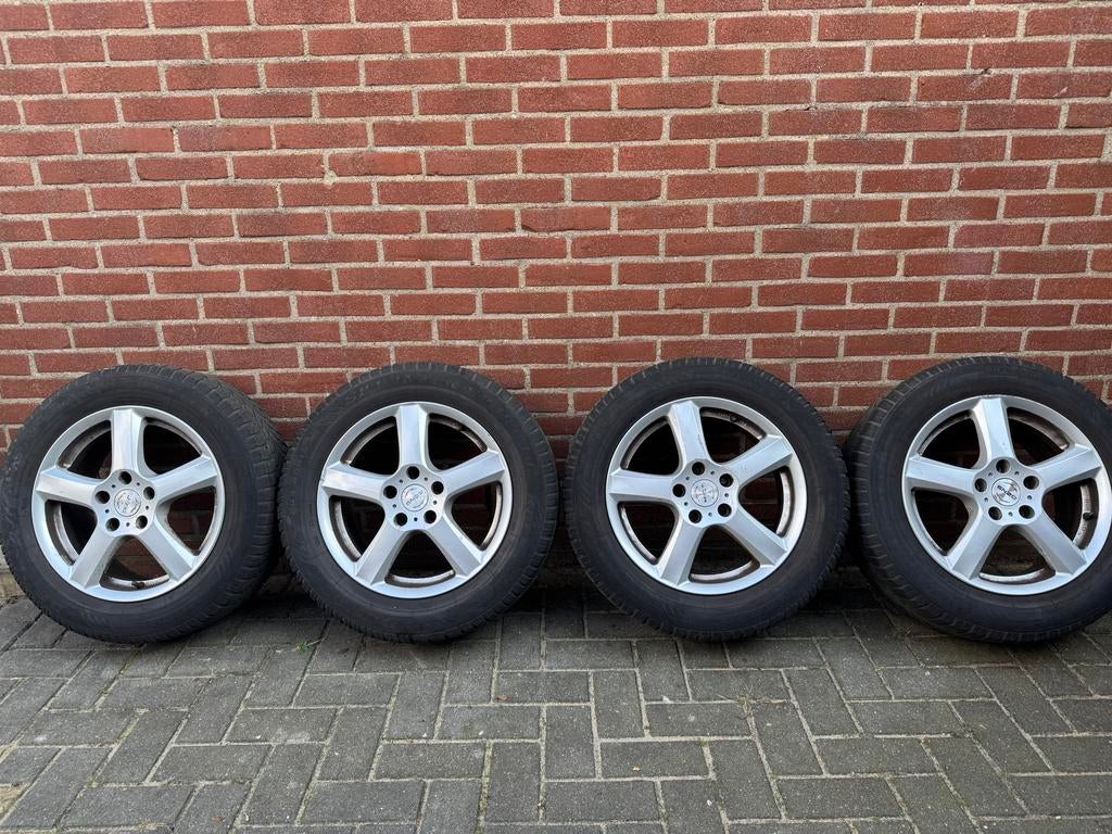 Set Dunlop Winterbanden met Enzo Velgen 205/60R16 16 inch, Ophalen, Zo goed als nieuw