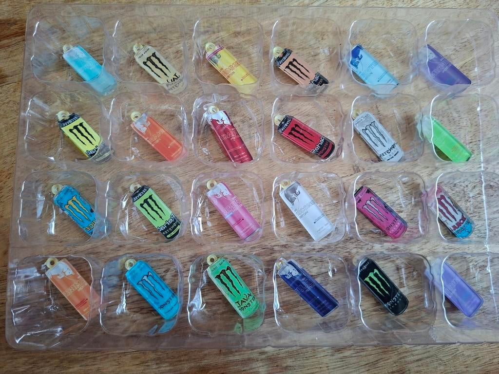 Monster Energy en Redbull miniatuur sleutelhangers, Ophalen of Verzenden