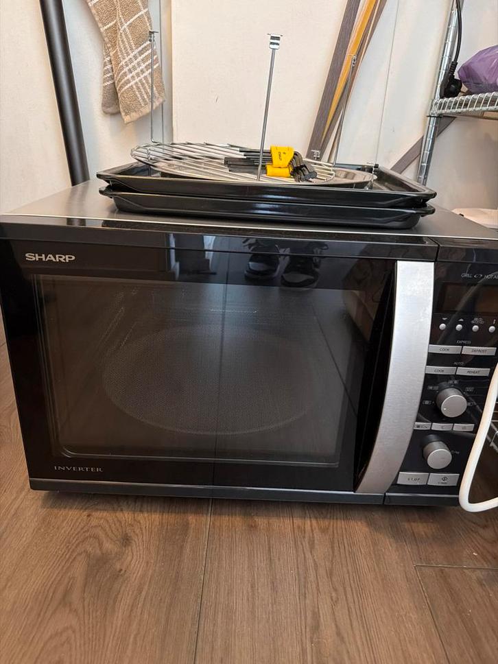 Sharp R-941B Inverter Combimagnetron - Zo goed als nieuw, Witgoed en Apparatuur, Ovens, Zo goed als nieuw, Vrijstaand, 60 cm of meer