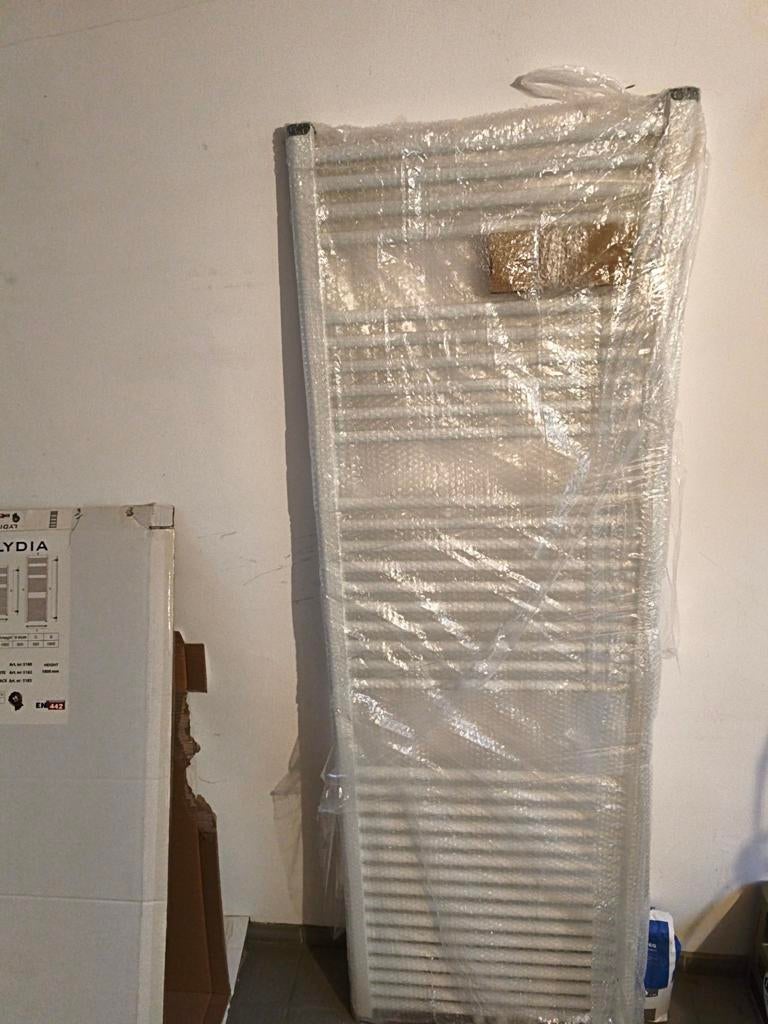 Lydia radiator wit 1800mm x 600mm, Doe-het-zelf en Verbouw, Verwarming en Radiatoren, Ophalen